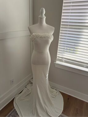 Strapless Ruffle Mermaid Gown Dress Size M
